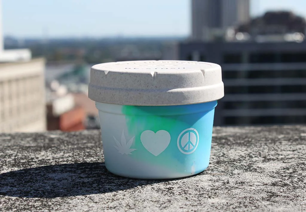 RE:STASH We'd Love Peace Ocean Tie-Dye 4oz jar - Image 5