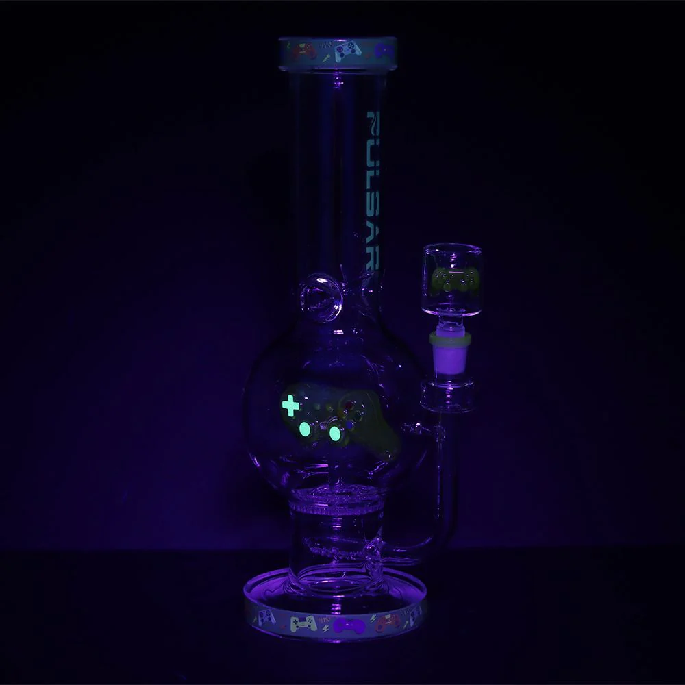 Pulsar Game Time Bubble Base Glass Water Pipe - Image 5