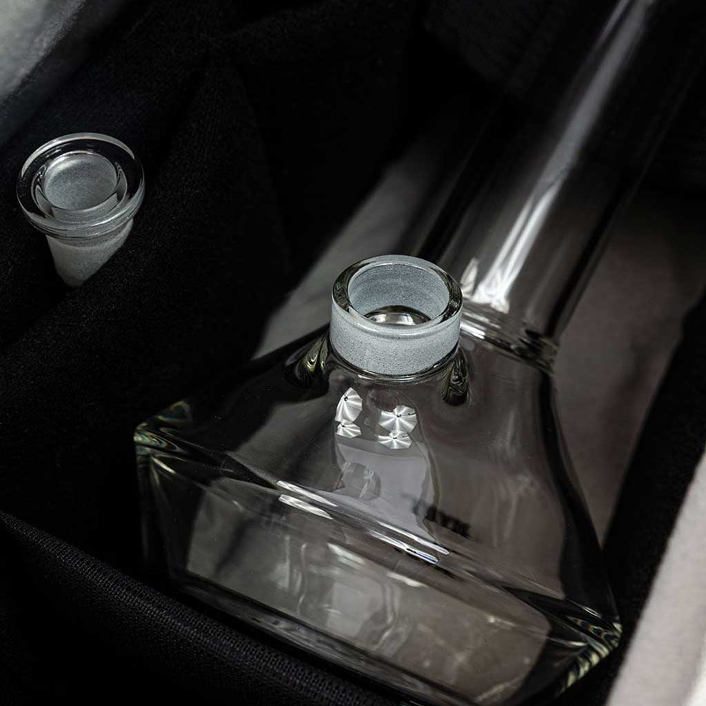 Pro-Duffle Carbon Series Smell Proof Bag - Image 2