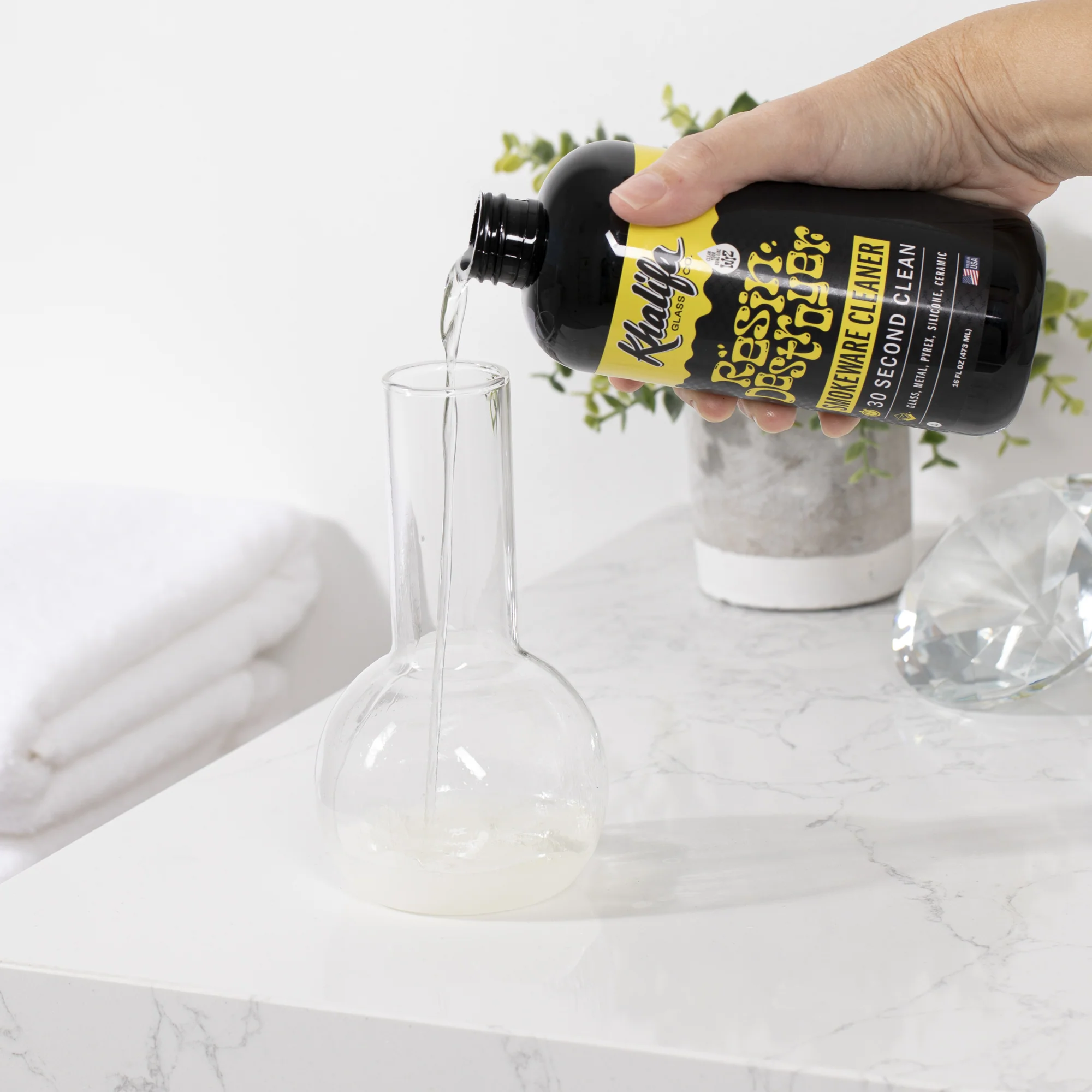 Khalifa Resin Destroyer Bong Cleaner - Image 8